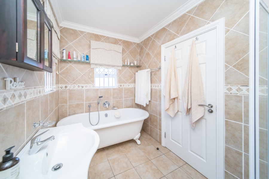 3 Bedroom Property for Sale in Vincent Eastern Cape